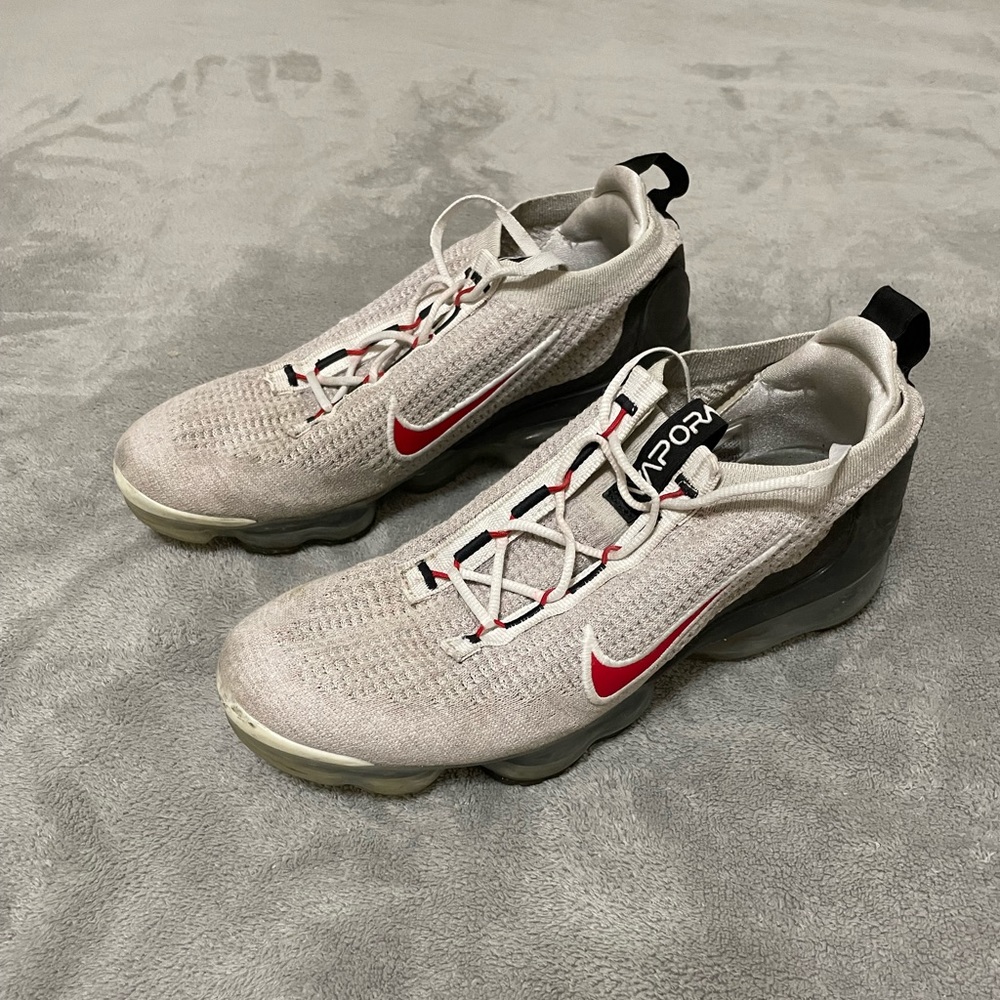 Nike Vapormax - gray, red, and black. Size 9
